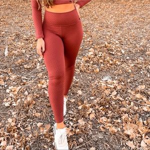 Echt Swift Scrunch Leggings - Rouge